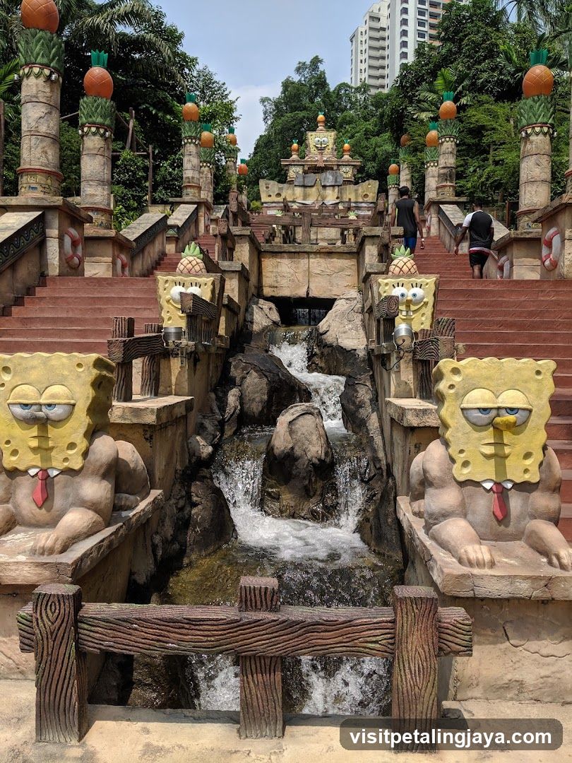 SpongeBob SquarePants Themed Water Feature
