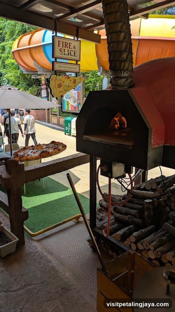 Pizza Oven at Lakeside Restaurant