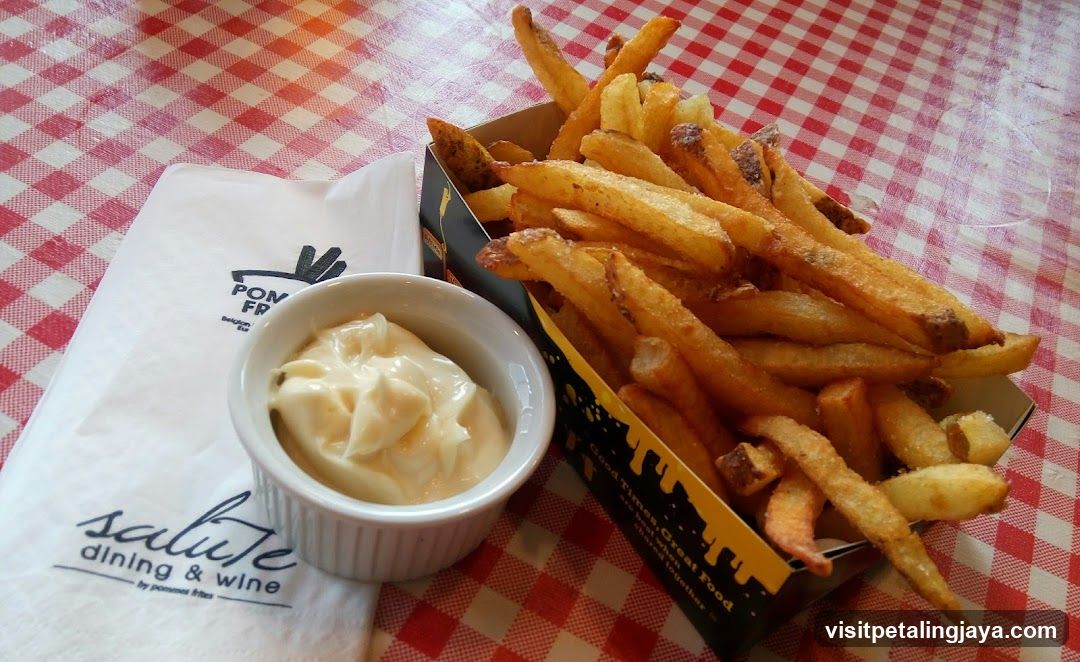 French Fries with Mayonnaise
