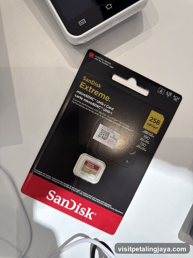 SanDisk Extreme microSDXC Card Packaging