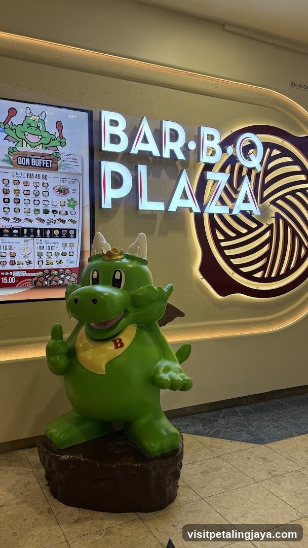 Bar B.Q. Plaza