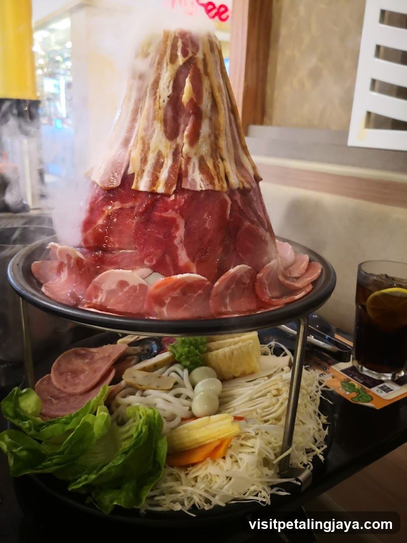 Volcano-shaped Meat and Vegetable Platter
