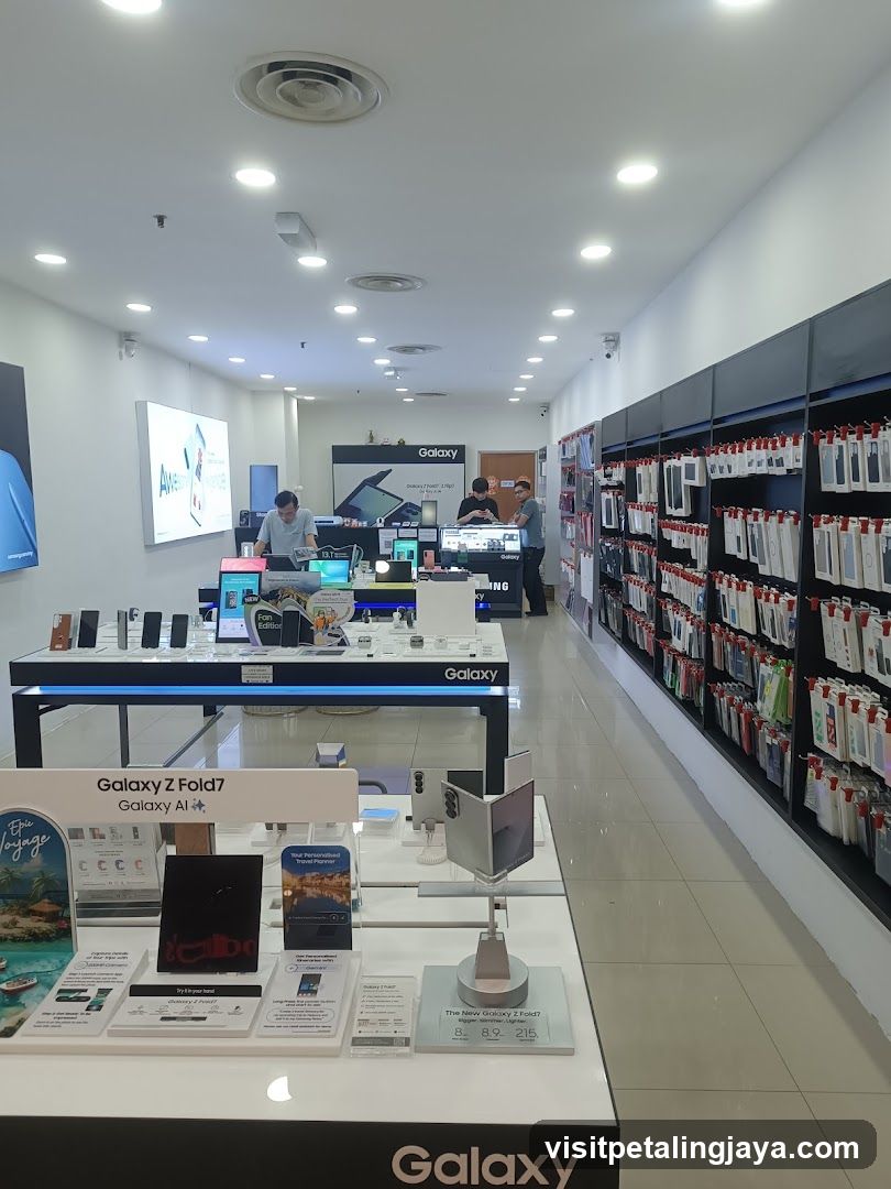 Samsung Store Interior