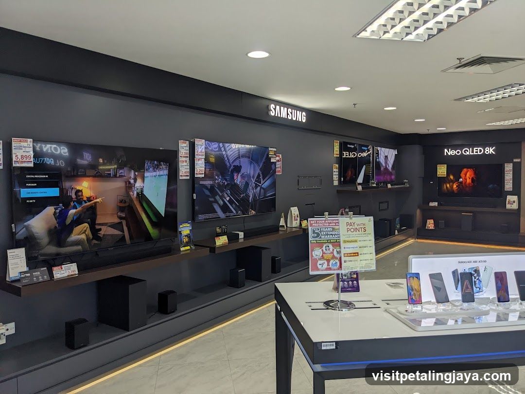Electronics Store Display