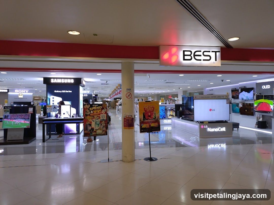 Electronics Store Display