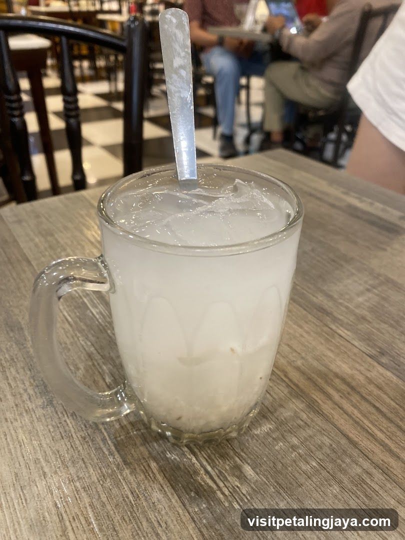 Coconut water with ice