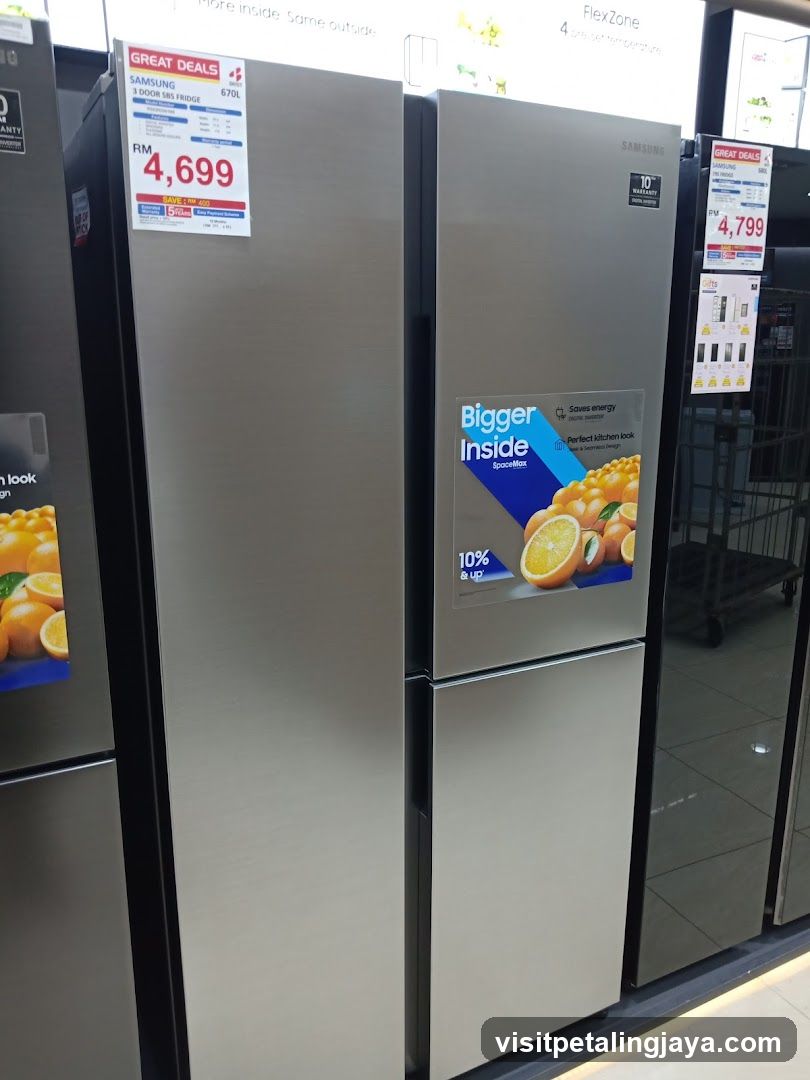 Samsung Refrigerators on Display