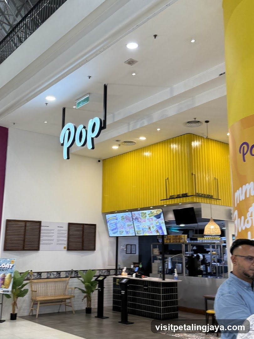 Pop Store Interior
