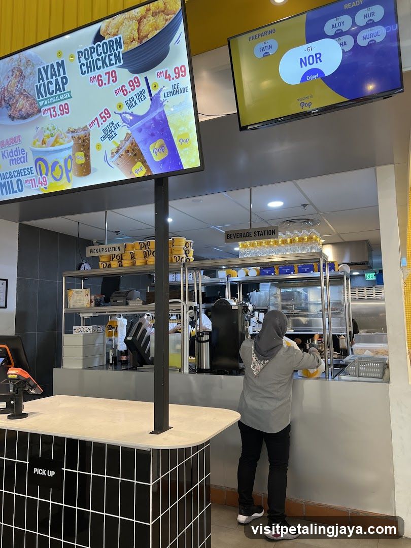 Fast Food Restaurant Interior