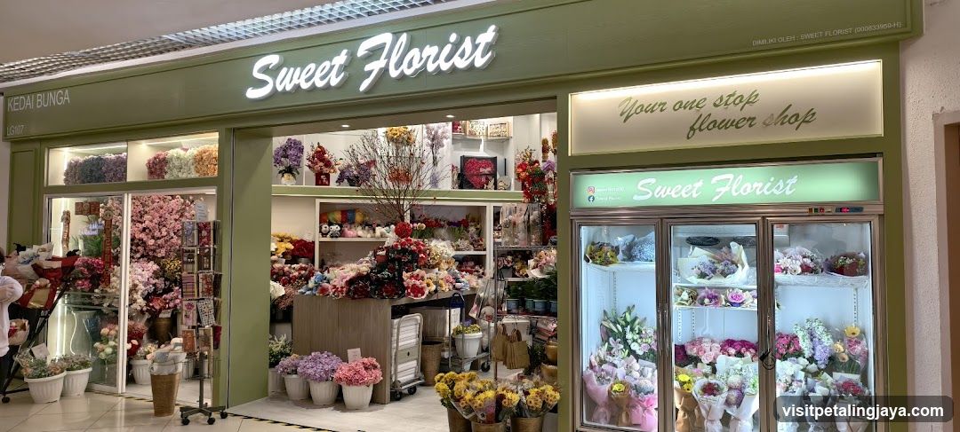 Sweet Florist Storefront