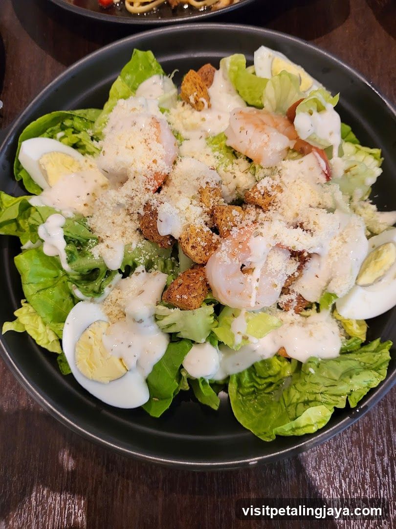 Shrimp Caesar Salad