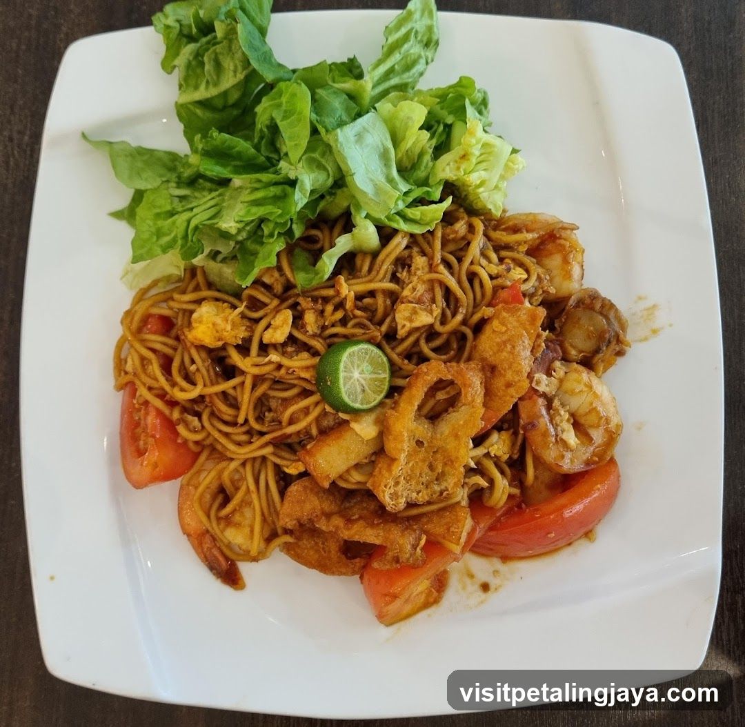 Noodles with Seafood and Vegetables