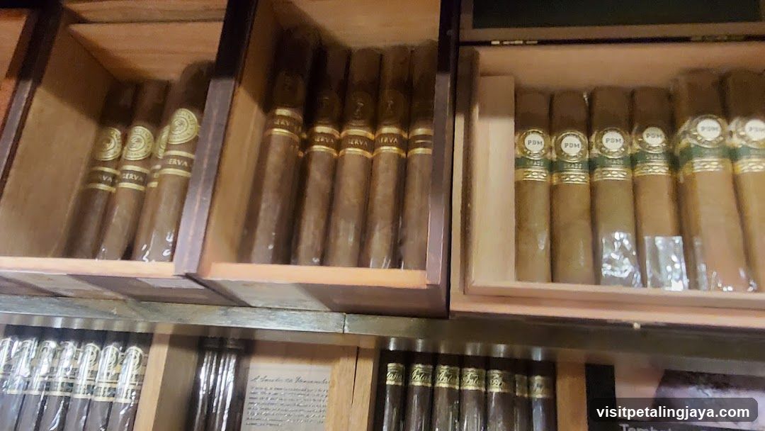 Cigar Display Case