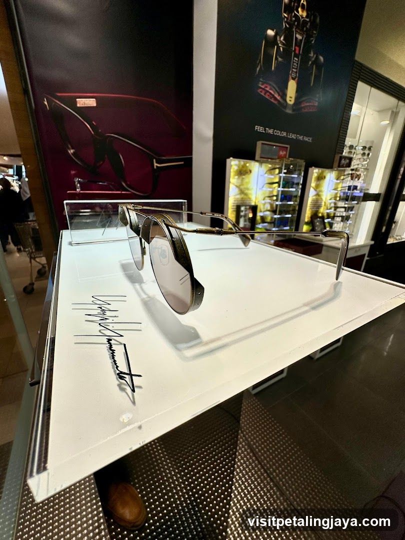 Sunglasses Display