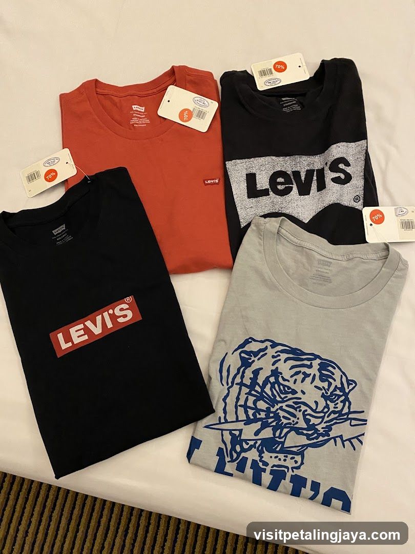 Levi's T-shirts collection