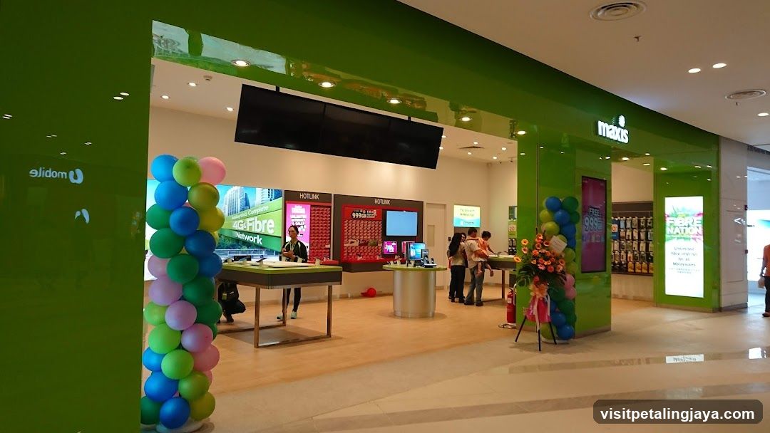 Maxis Storefront