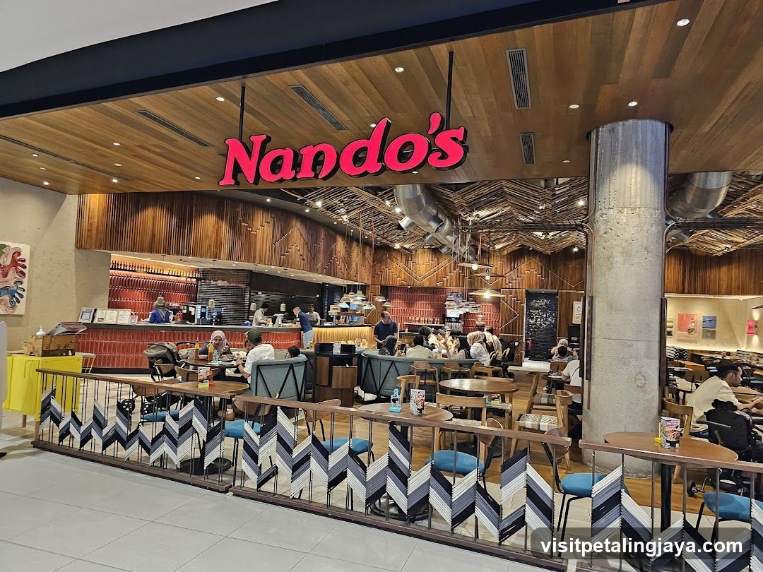 Nando's • Central i-City