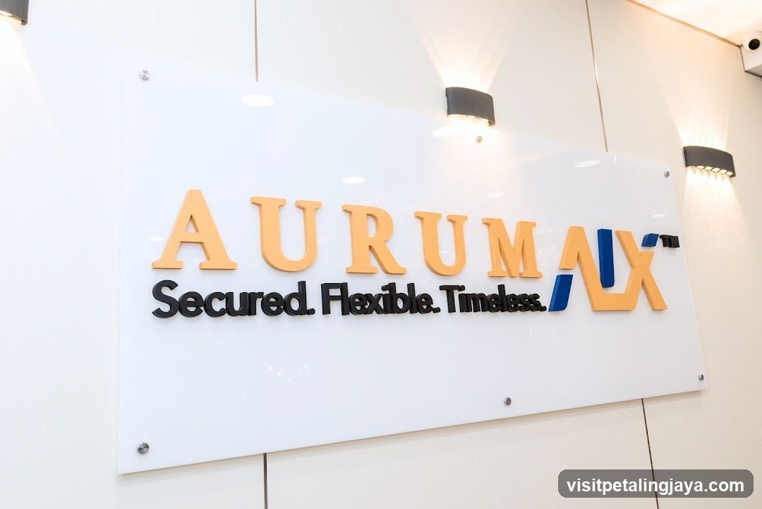 Aurumax Signage