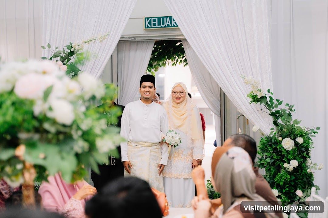 Wedding Couple Entering