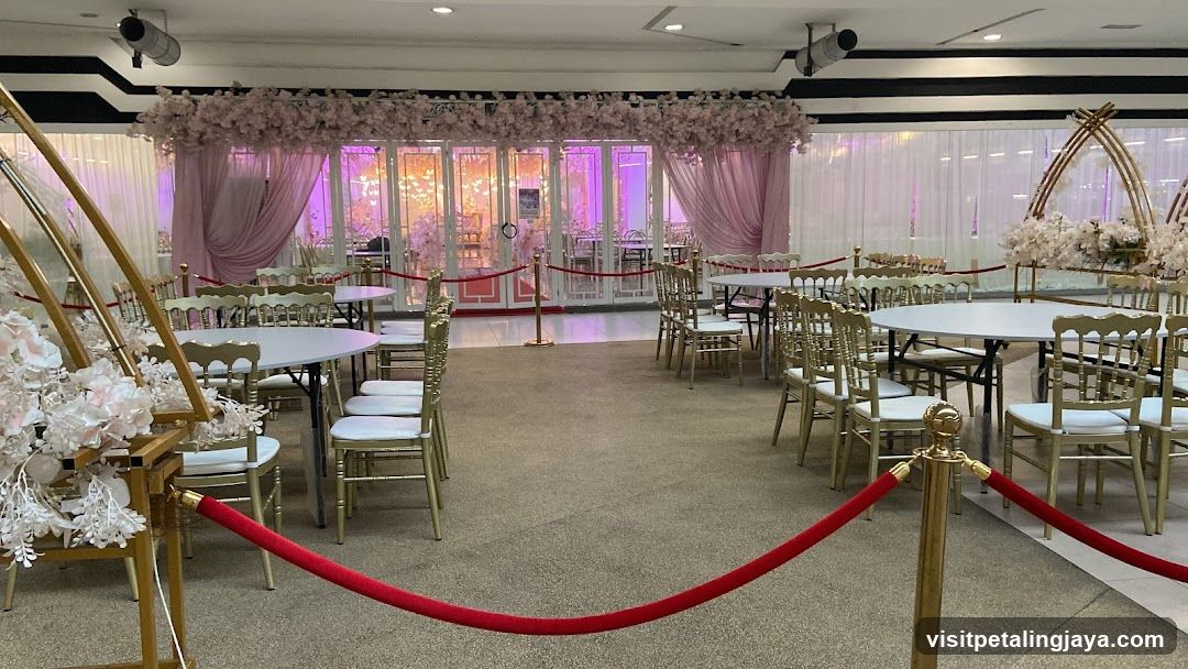 Magica Space U8 Hall