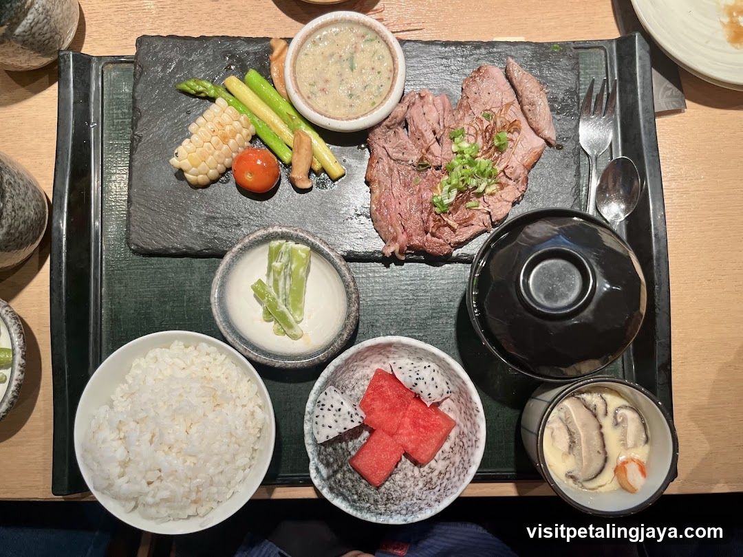 Steak Dinner Set
