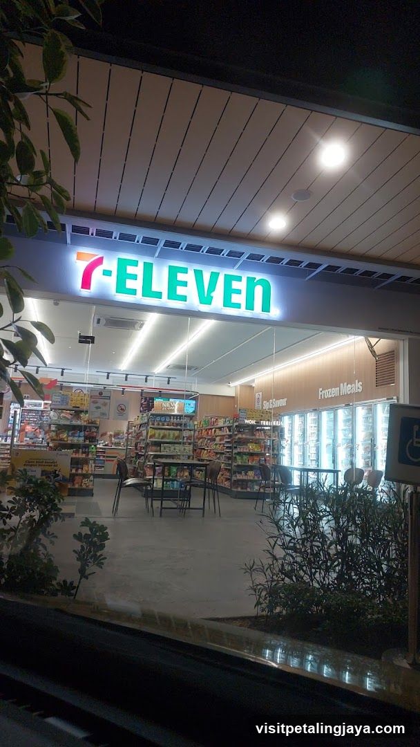 7-Eleven Elmina Lakeside Mall