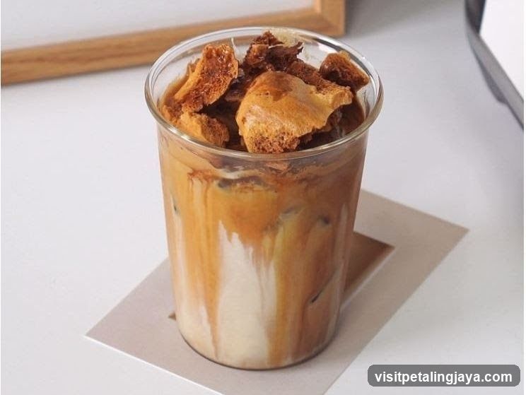 Iced Coffee with Toppings