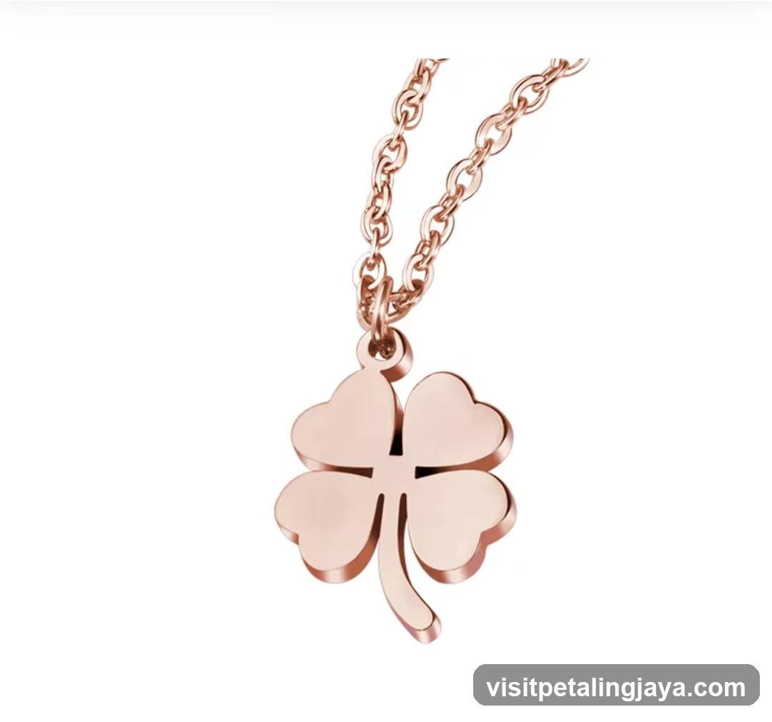 Rose Gold Four Leaf Clover Pendant Necklace