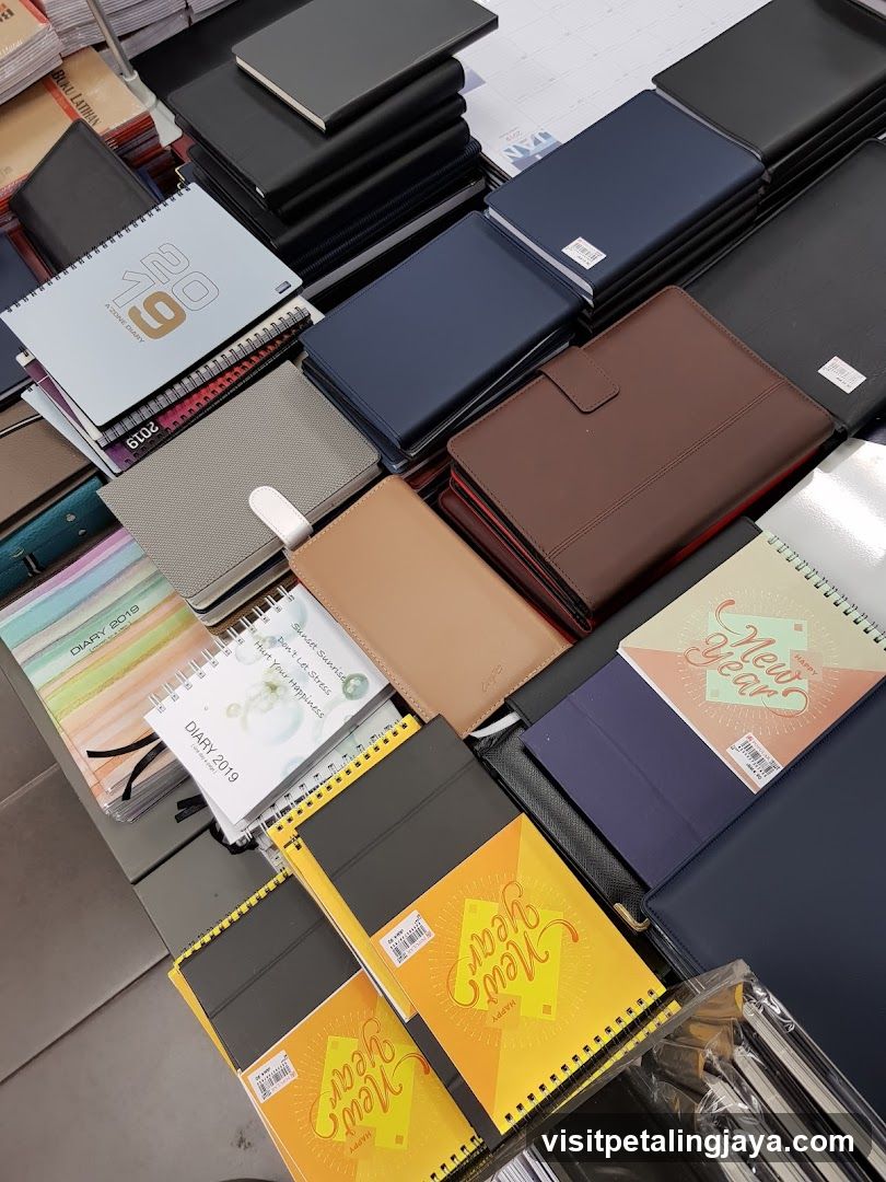 Diaries and Planners