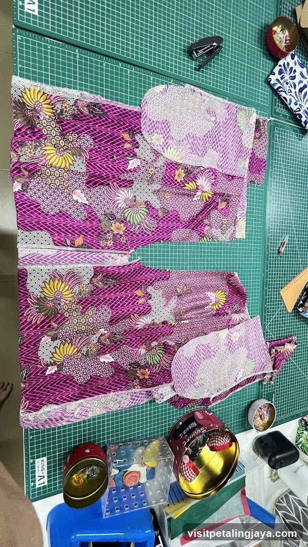 Fabric pieces on cutting mat
