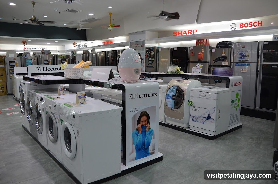 Appliance Store Display