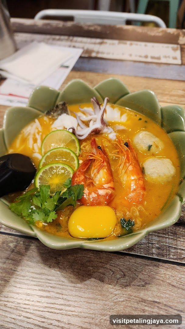 Seafood Noodle Soup