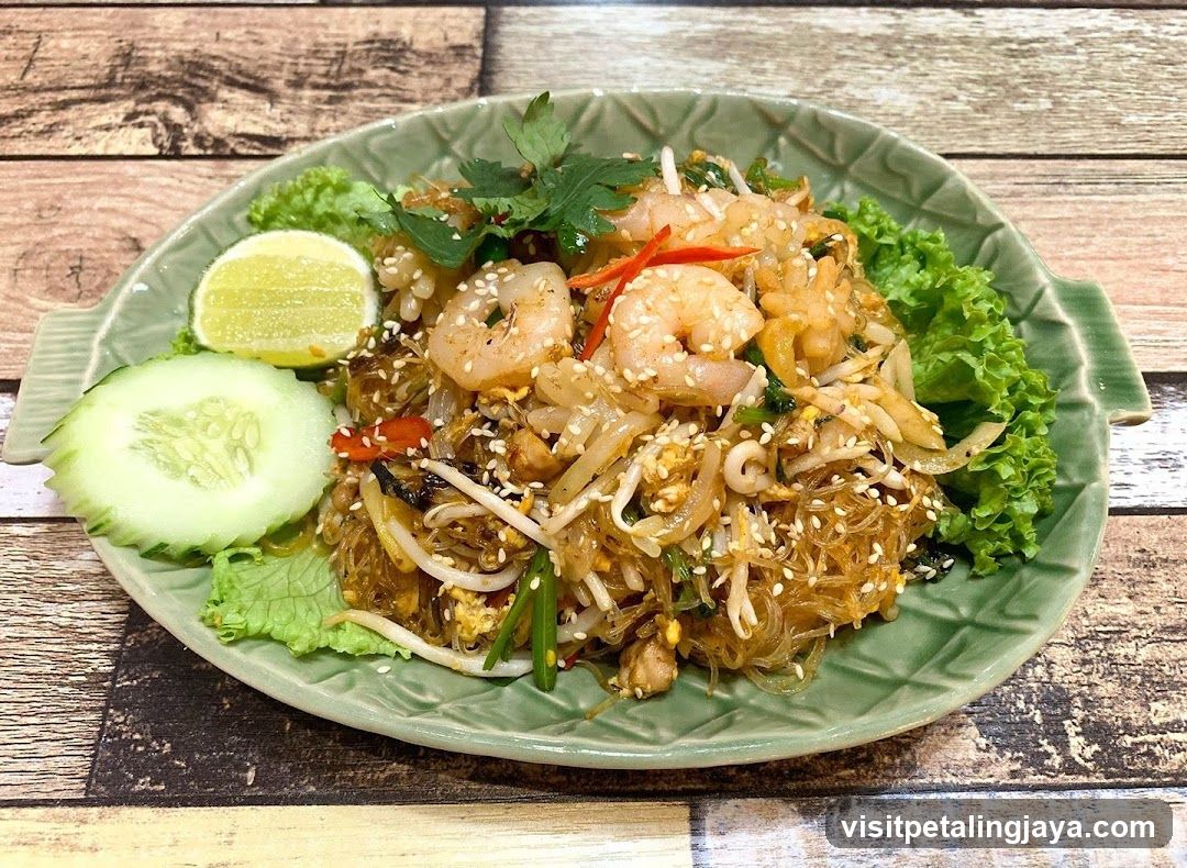 Shrimp and Glass Noodle Stir-fry