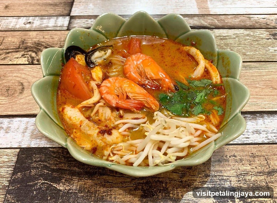Seafood Noodle Soup
