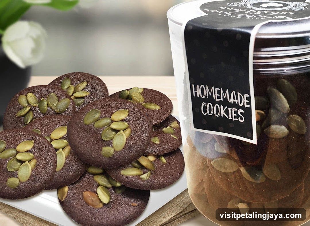 Homemade Cookies with Pumpkin Seeds