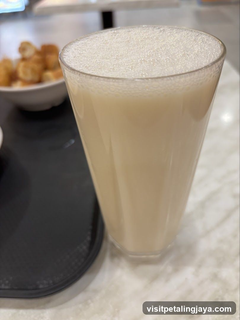 Soy Milk with Fried Dough Sticks