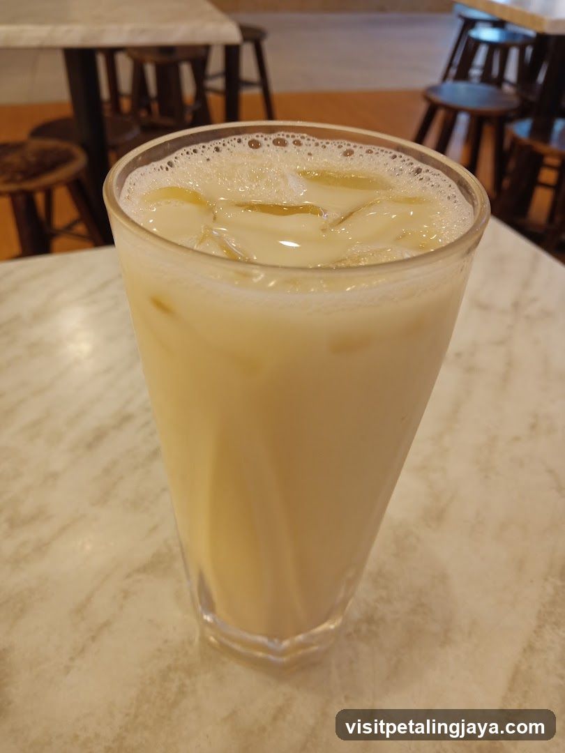 Iced Milk Tea