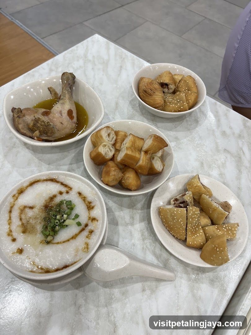 Congee and Fried Dough