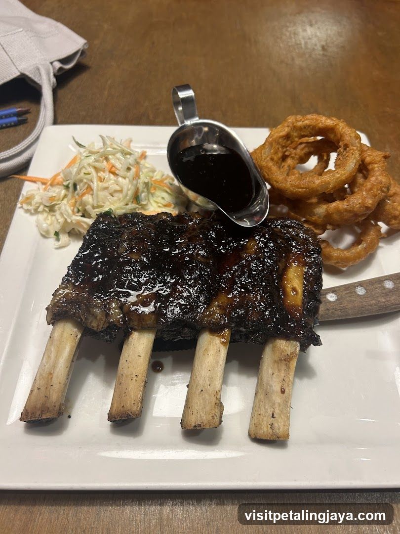 Baked Ribs with Coleslaw and Onion Rings