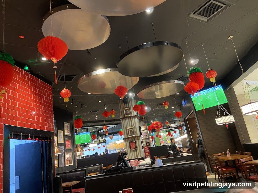 Restaurant Interior with Decorative Lanterns and Screens