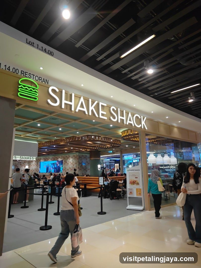 Shake Shack Interior View