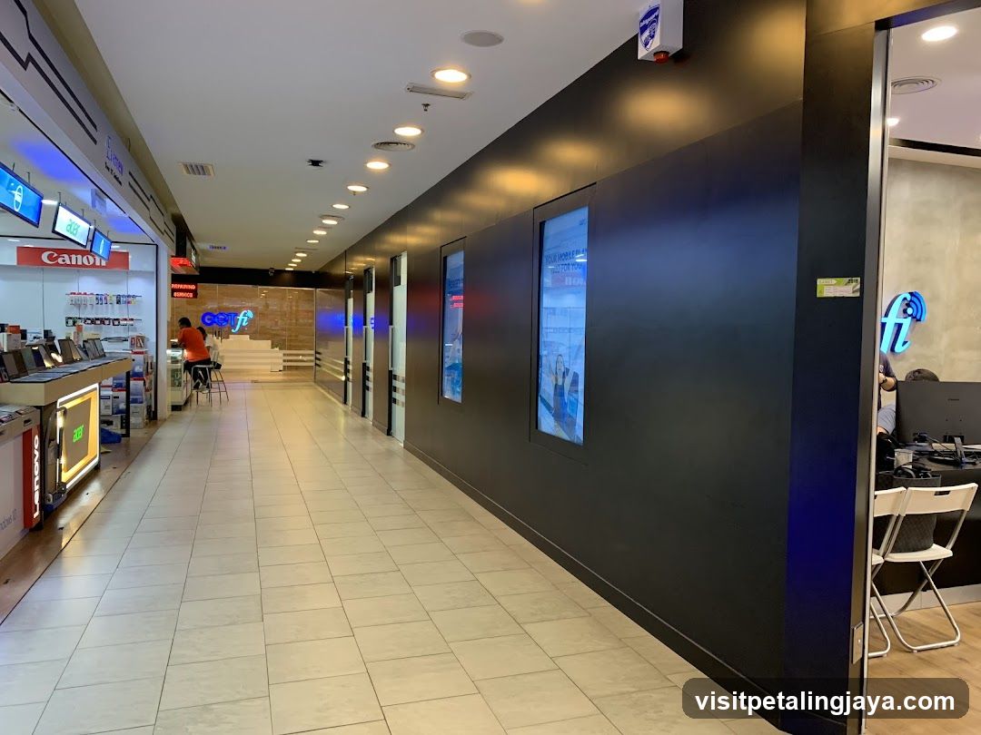 Shopping Mall Corridor Interior