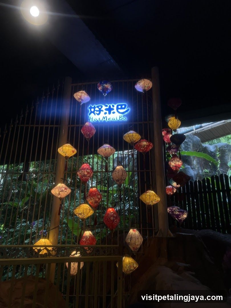 Restaurant Decor