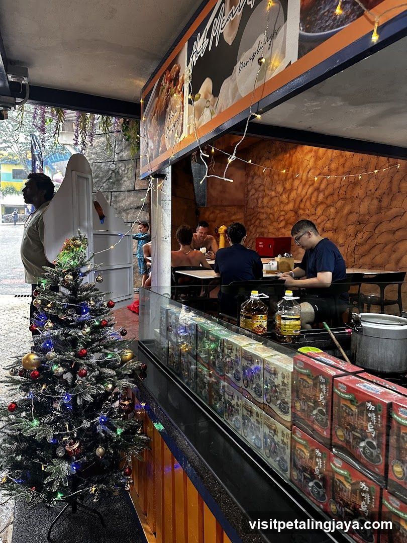 Food Stall with Christmas Tree