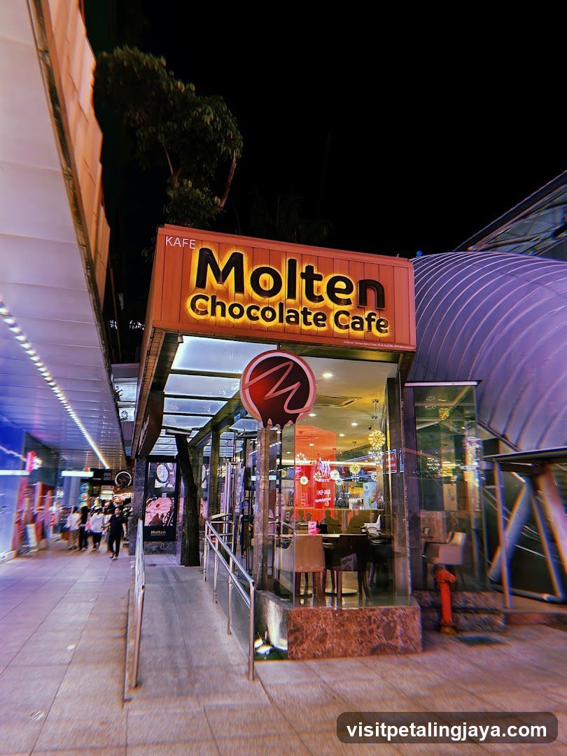 Molten Chocolate Cafe (Lot 10)