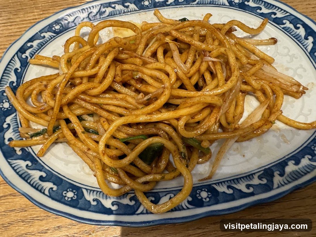 Stir-fried Noodles with Vegetables