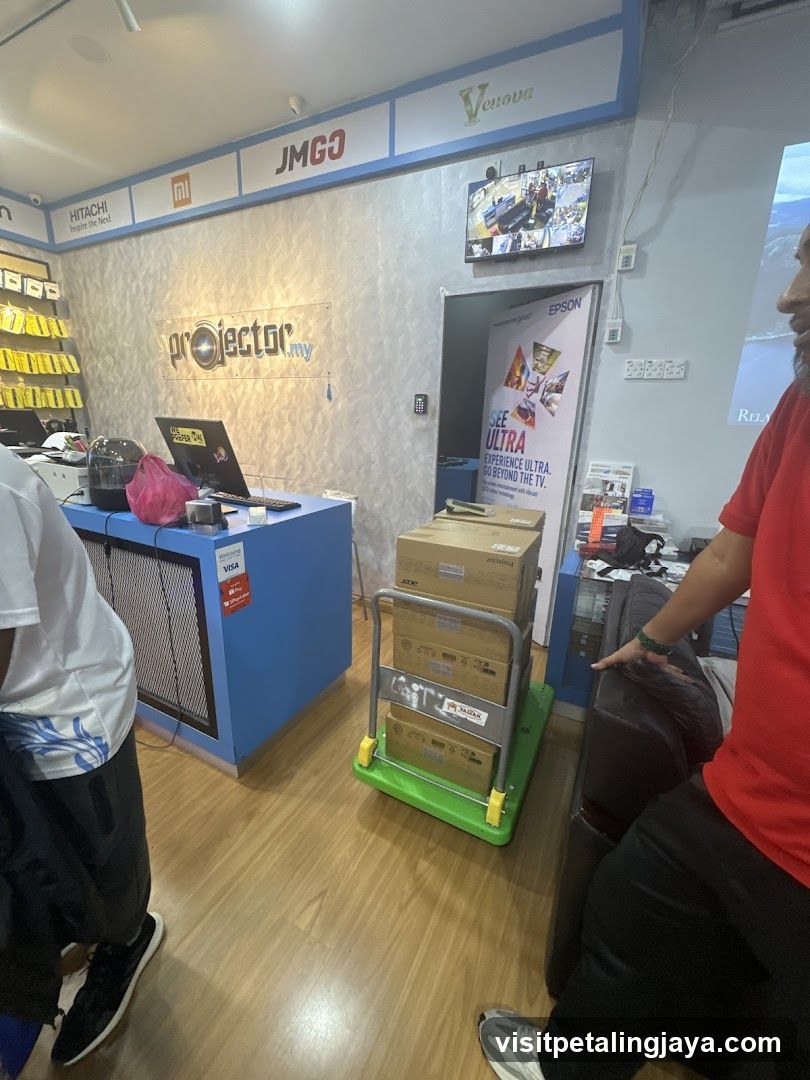 Projector.my Store Interior