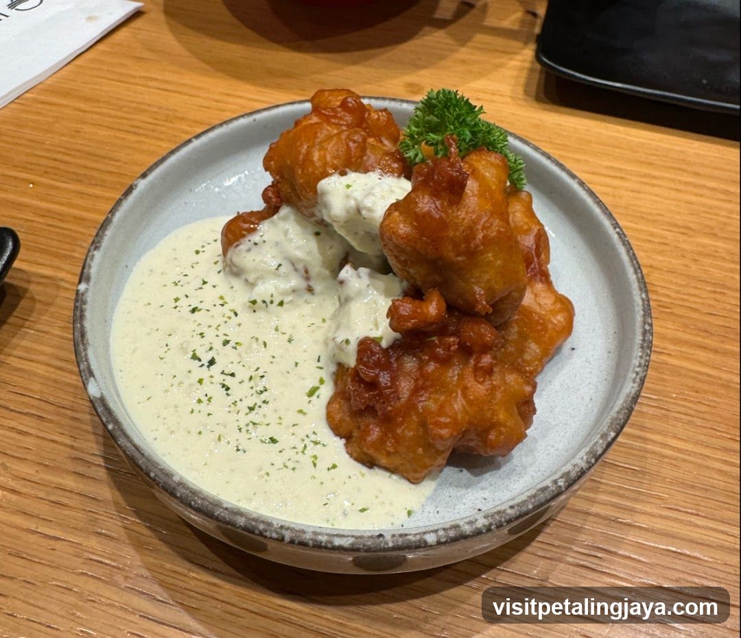 Fried Chicken with Sauce