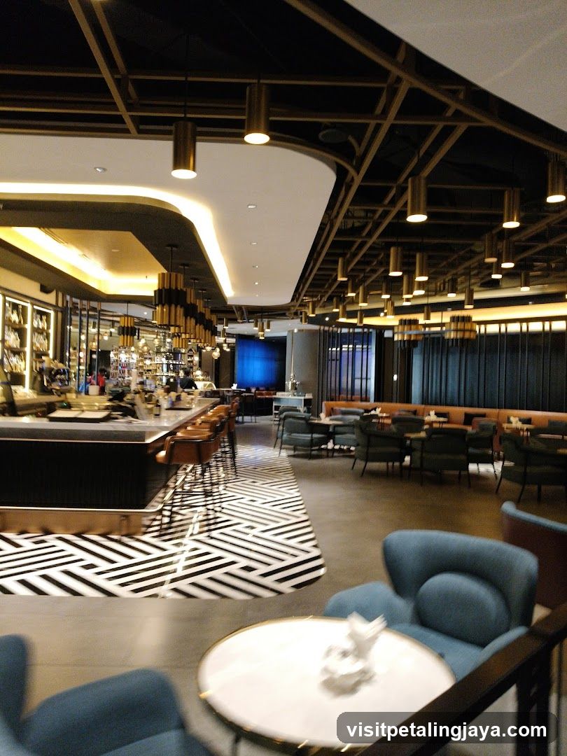 Modern Restaurant Interior