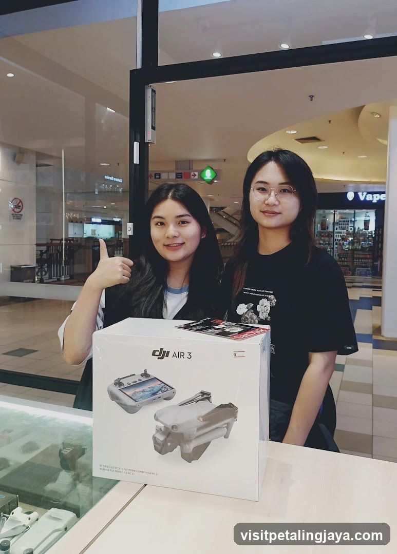 DJI Air 3 Product Display